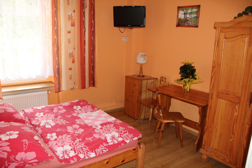Willa Podzamcze Zabkowice Slaskie Room photo